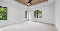 10410 River Hills Drive, Parkville, MO 64152