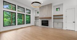 10410 River Hills Drive, Parkville, MO 64152