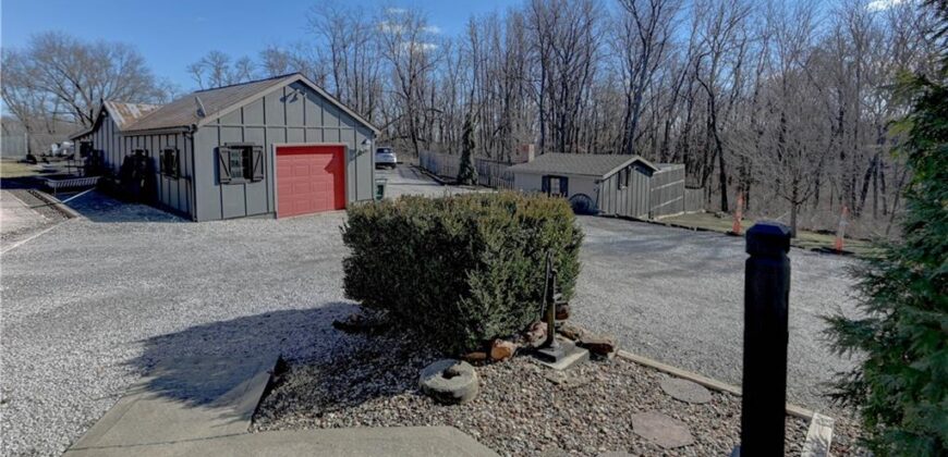 6121 NW Klamm Road, Kansas City, MO 64152