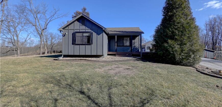 6121 NW Klamm Road, Kansas City, MO 64152