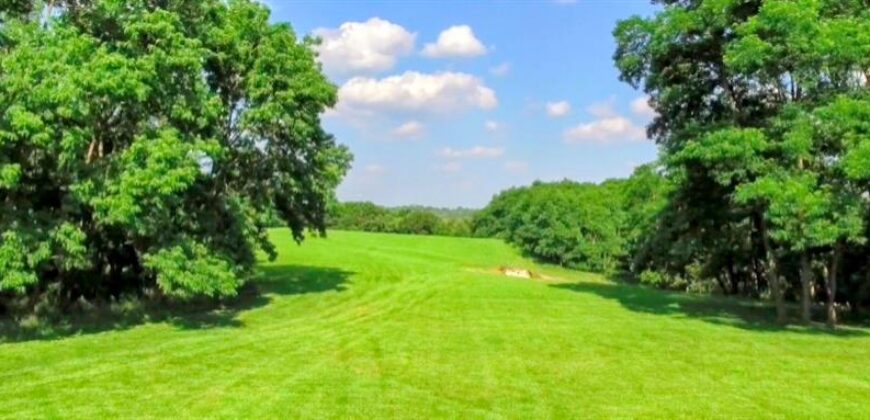 6121 NW Klamm Road, Kansas City, MO 64152