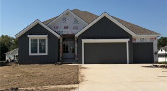 2304 Foxtail Drive, Kearney, MO 64060