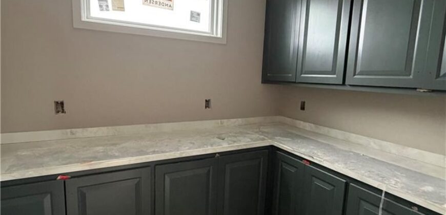 2357 Prairie Creek Drive, Kearney, MO 64060