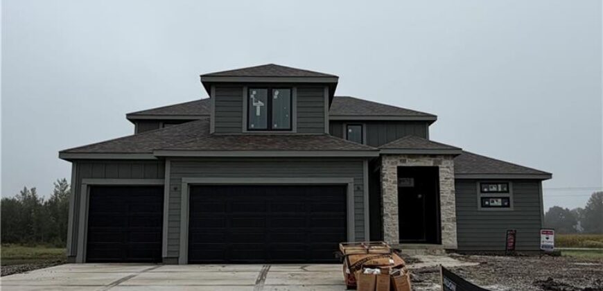 2357 Prairie Creek Drive, Kearney, MO 64060