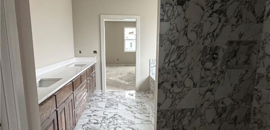 2357 Prairie Creek Drive, Kearney, MO 64060