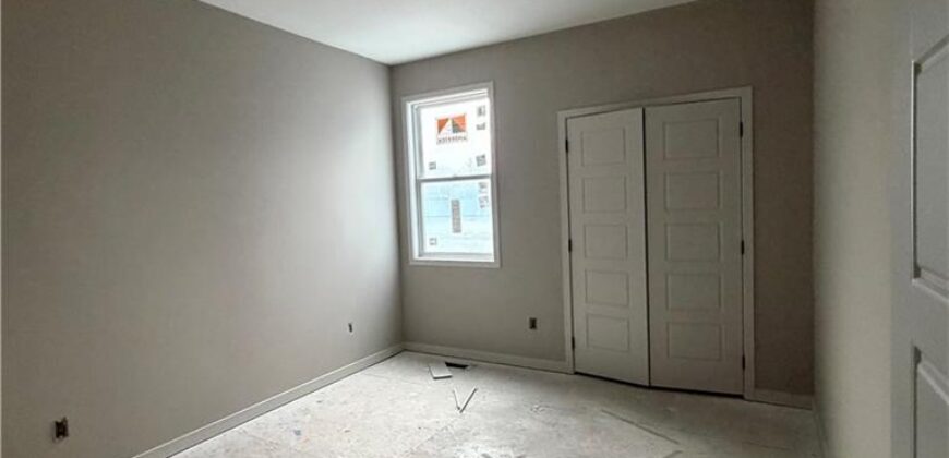2357 Prairie Creek Drive, Kearney, MO 64060