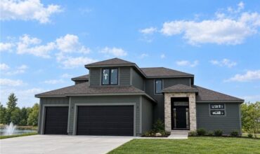 2357 Prairie Creek Drive, Kearney, MO 64060