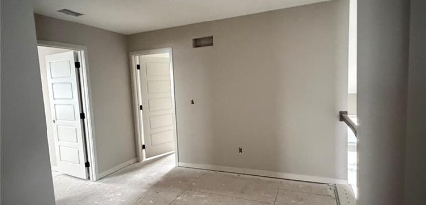 2357 Prairie Creek Drive, Kearney, MO 64060