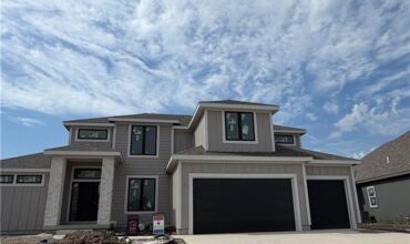 2306 Foxtail Drive, Kearney, MO 64060