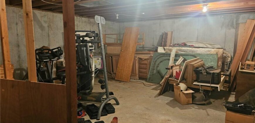 25410 High Drive, Excelsior Springs, MO 64024