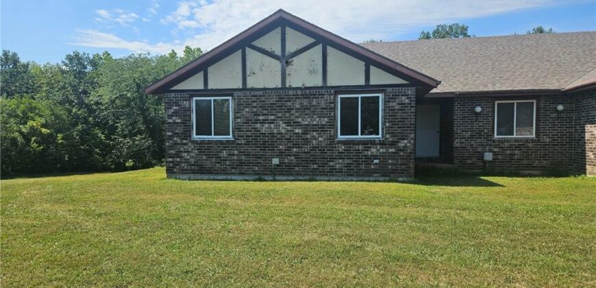 25410 High Drive, Excelsior Springs, MO 64024