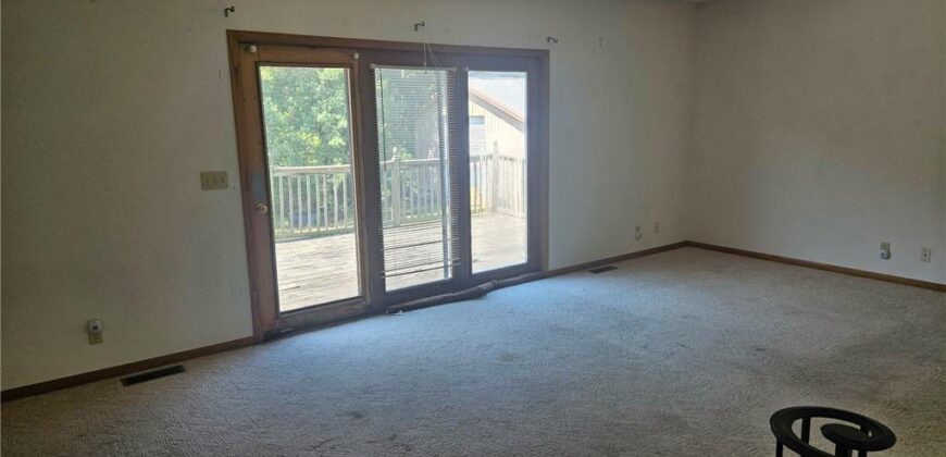 25410 High Drive, Excelsior Springs, MO 64024