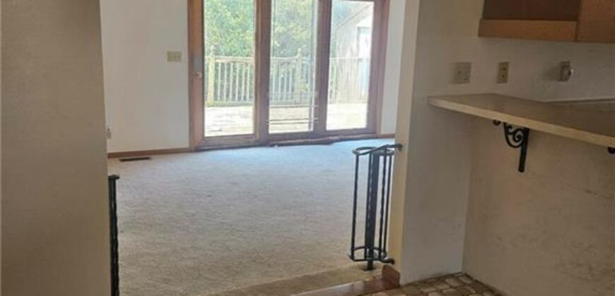 25410 High Drive, Excelsior Springs, MO 64024