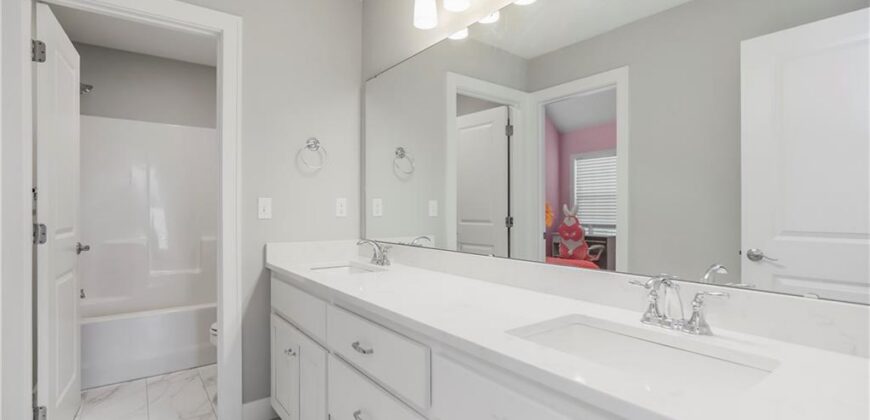 6709 NW 105th Street, Kansas City, MO 64154