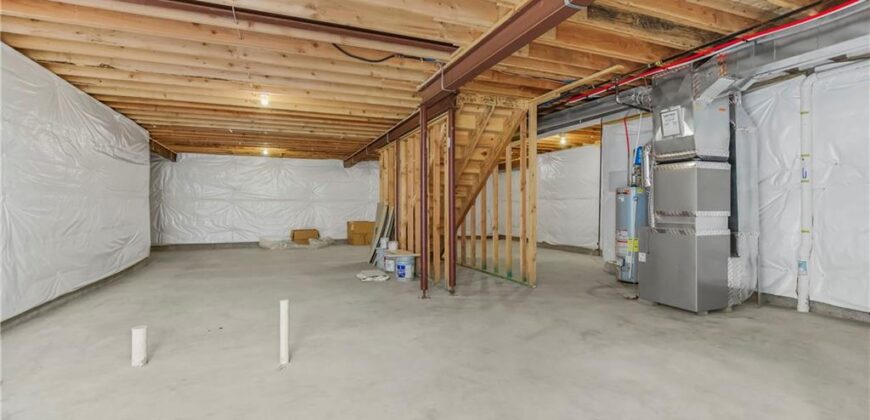 6709 NW 105th Street, Kansas City, MO 64154