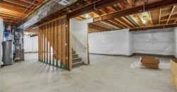 6709 NW 105th Street, Kansas City, MO 64154
