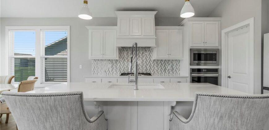 6709 NW 105th Street, Kansas City, MO 64154