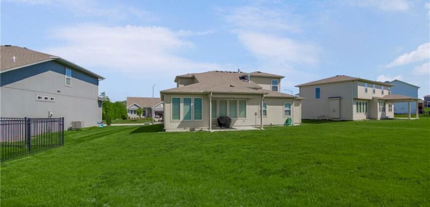 6709 NW 105th Street, Kansas City, MO 64154