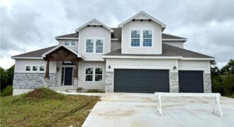 1070 Fir Lane, Liberty, MO 64068