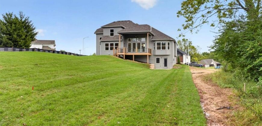 7016 N Beaman Avenue, Kansas City, MO 64151