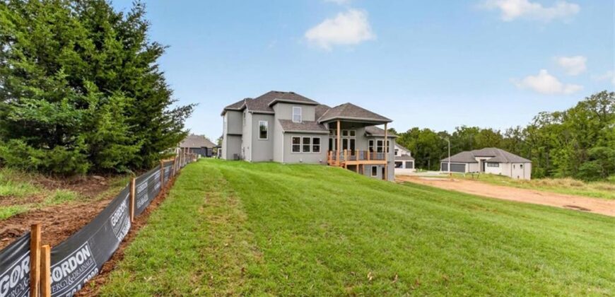 7016 N Beaman Avenue, Kansas City, MO 64151