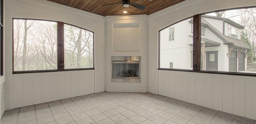 7055 NW Scenic Drive, County/Other, MO 64152