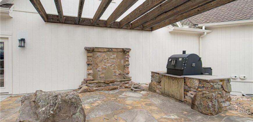 7055 NW Scenic Drive, County/Other, MO 64152