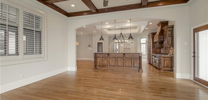 7055 NW Scenic Drive, County/Other, MO 64152