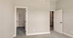 4830 NW Huonker Court, Riverside, MO 64150