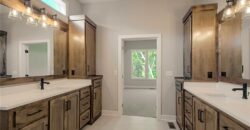 4830 NW Huonker Court, Riverside, MO 64150