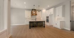 4830 NW Huonker Court, Riverside, MO 64150