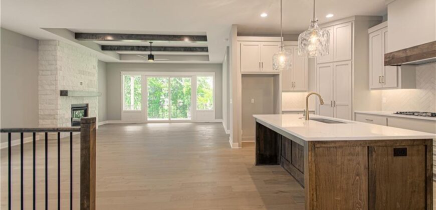 4840 NW Huonker Court, Riverside, MO 64150