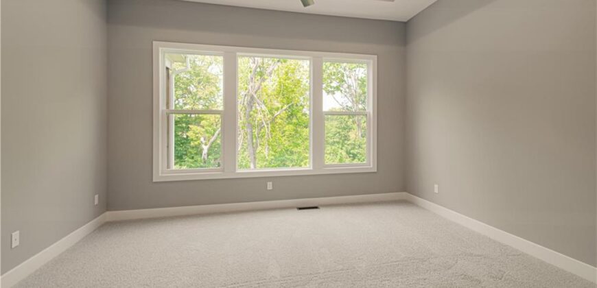 4840 NW Huonker Court, Riverside, MO 64150
