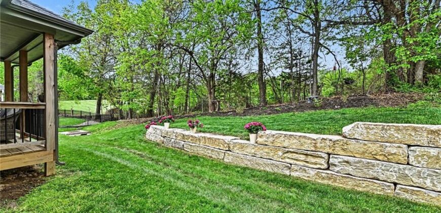 208 S MARIMACK Court, Kearney, MO 64060