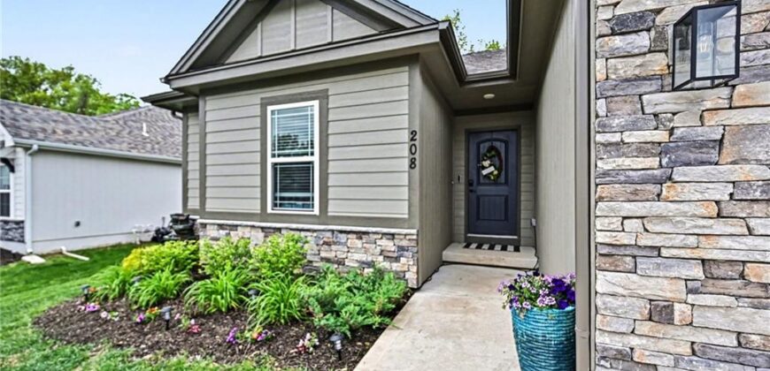 208 S MARIMACK Court, Kearney, MO 64060