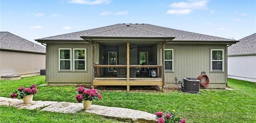 208 S MARIMACK Court, Kearney, MO 64060