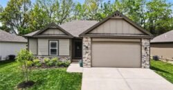 208 S MARIMACK Court, Kearney, MO 64060