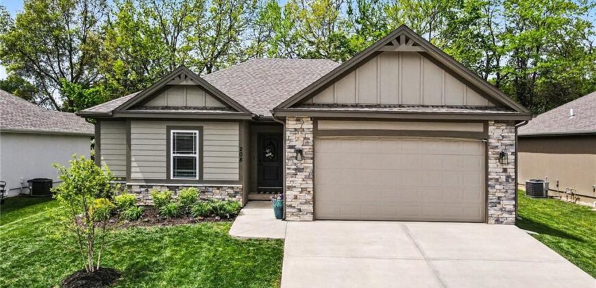 208 S MARIMACK Court, Kearney, MO 64060