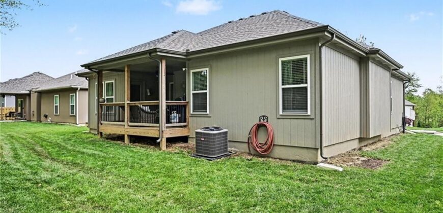 208 S MARIMACK Court, Kearney, MO 64060