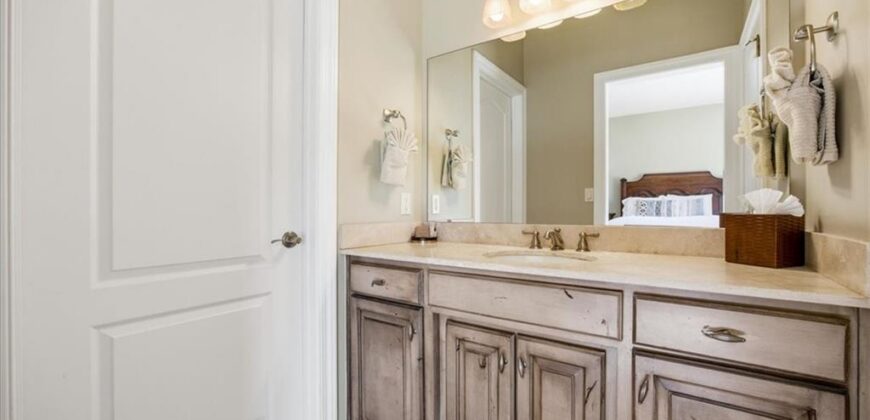 10875 Allen Way, Parkville, MO 64152