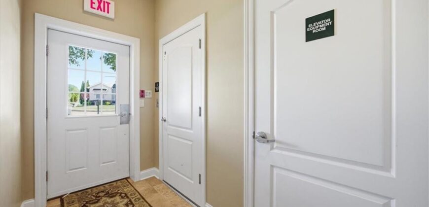 10875 Allen Way, Parkville, MO 64152