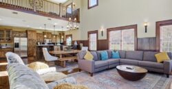 10875 Allen Way, Parkville, MO 64152