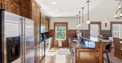 10875 Allen Way, Parkville, MO 64152