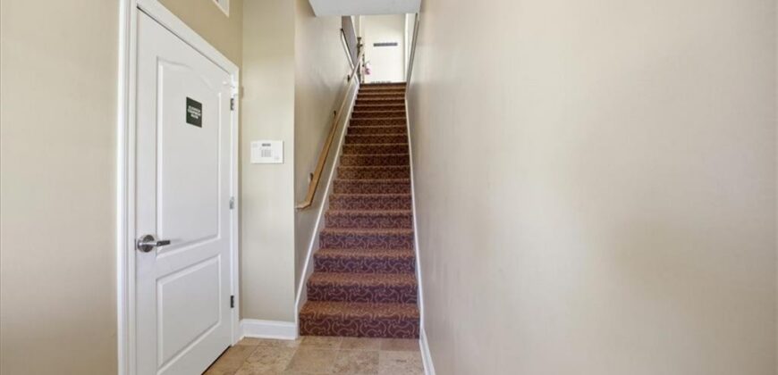 10875 Allen Way, Parkville, MO 64152