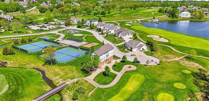 10875 Allen Way, Parkville, MO 64152