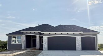 9009 N Poplar Avenue, Kansas City, MO 64156