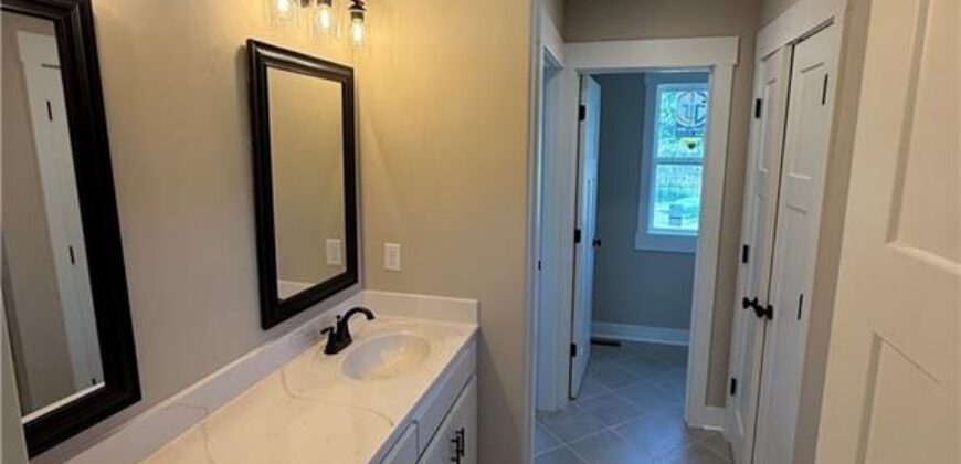 12408 Morgan Street, Excelsior Springs, MO 64024
