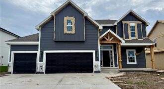 8969 NE 99th Street, Kansas City, MO 64157