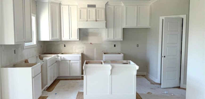 8969 NE 99th Street, Kansas City, MO 64157