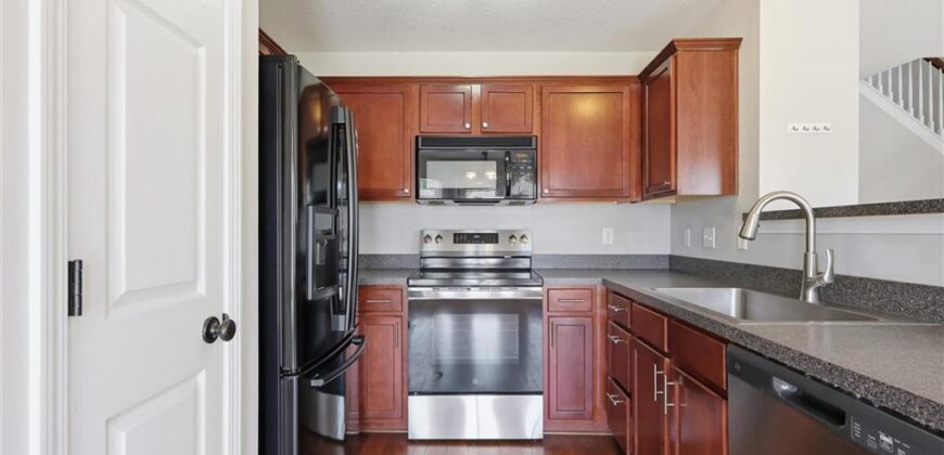 1827 NW 82nd Terrace, Kansas City, MO 64151